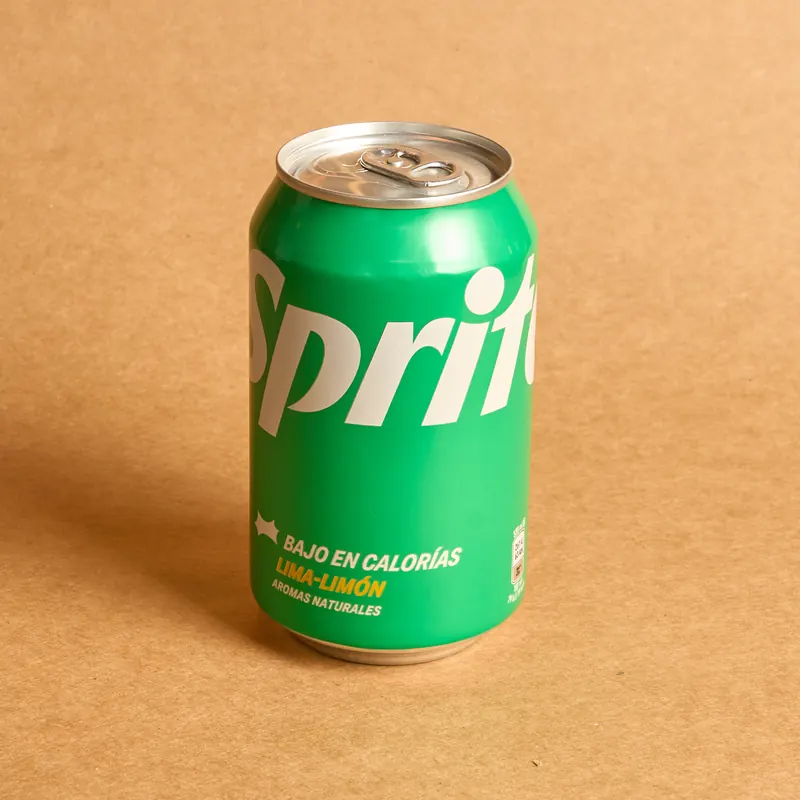 Sprite bien fría con hielo, Tronco Grill