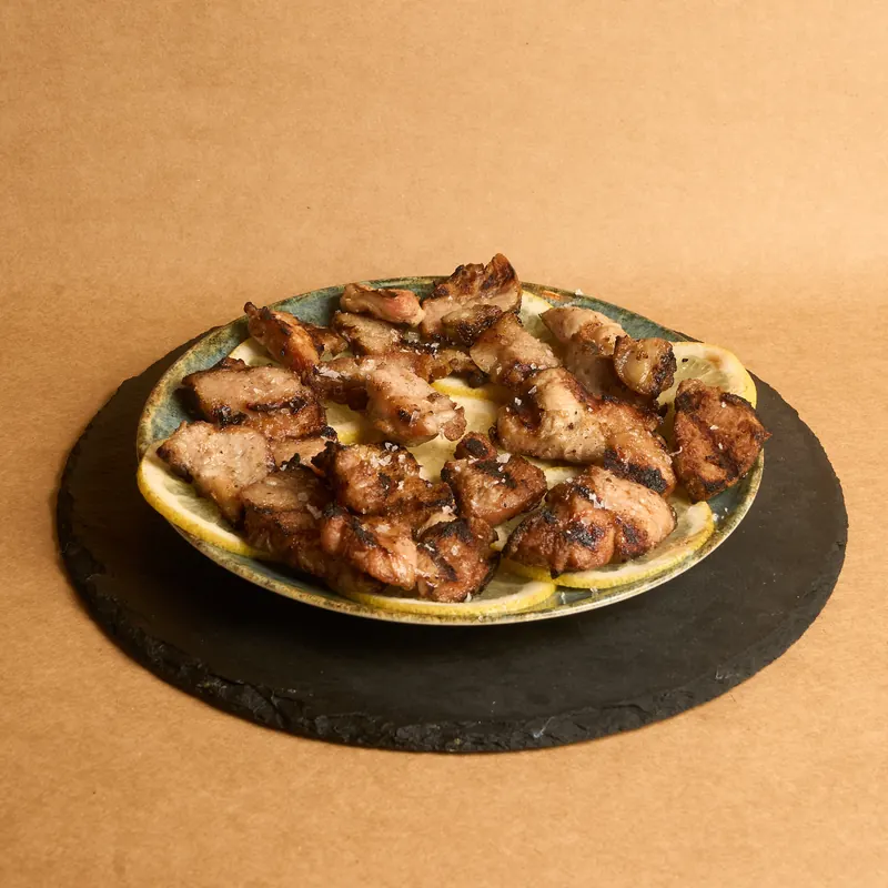 Mollejas de ternera a la parrilla, crujientes y doradas Tronco Grill