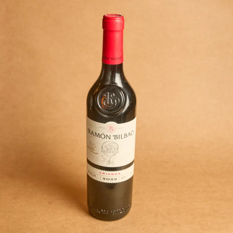 Botella de vino tinto Ramón Bilbao Rioja Tronco Grill
